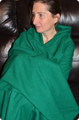 Sunrise Pashmina 100% cashmere travel/meditation shawl,  Emerald Green (#Pm013), diamond weave, hemmed 